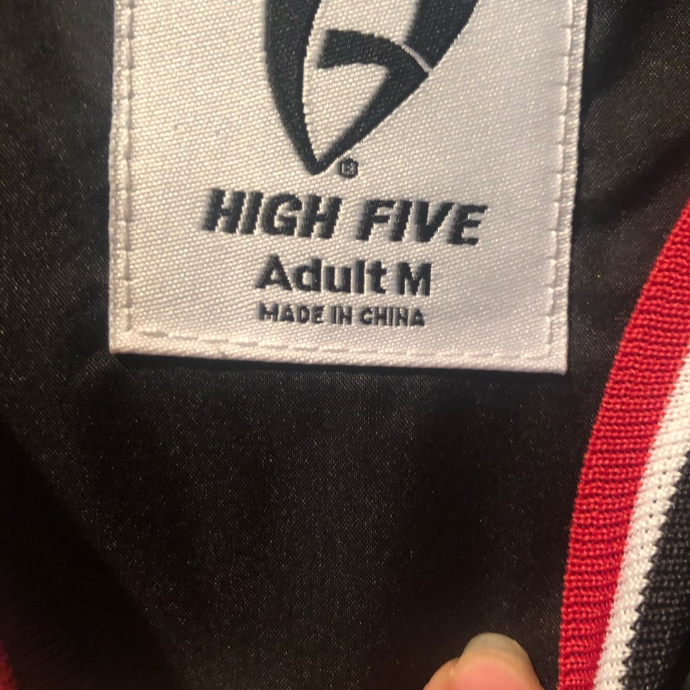 Athletic pullover - Picture 2 of 3